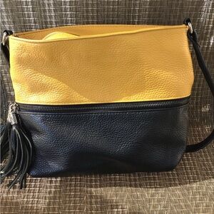 Lavorazione Artigianale Yellow/Black Leather Crossbody Bag
